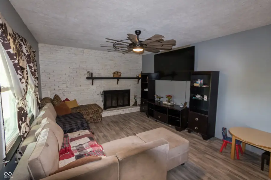 863 S 450 E, Franklin, IN 46131 - Image #3