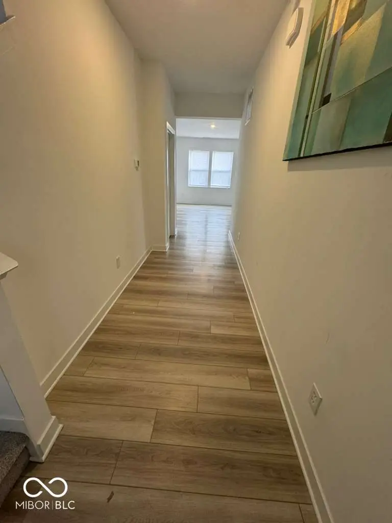 2321 S Stonehill Way, New Palestine, IN 46163 - Image #3