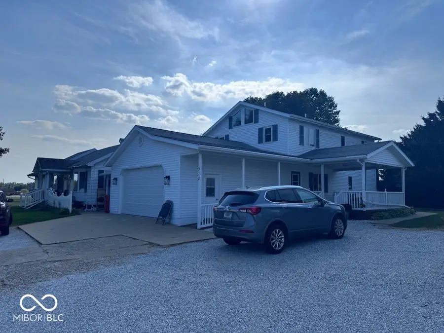 710 S Michigan Street, Lapaz, IN 46537 - Image #3