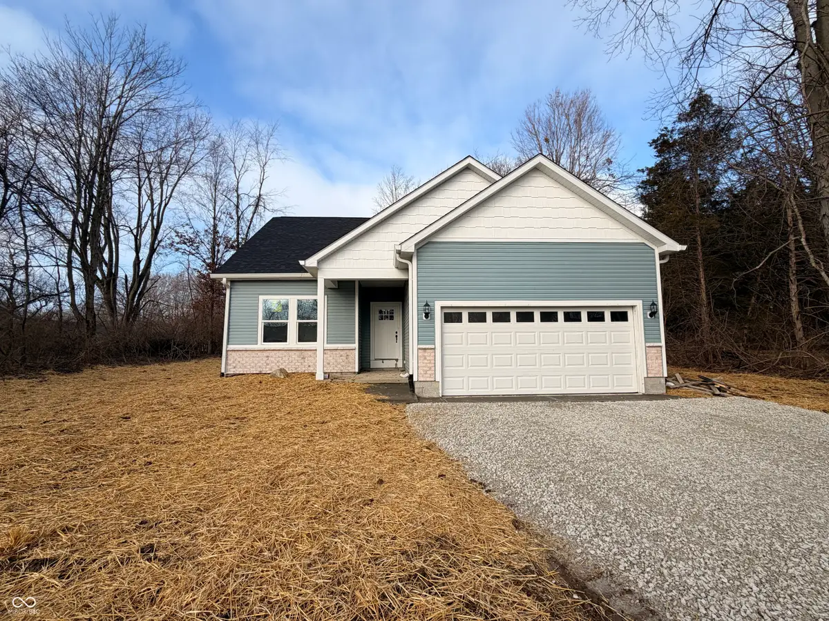 196 Jefferson Valley, Coatesville, IN 46121 - Image #1