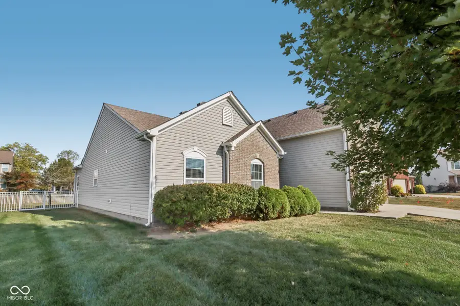 1300 Charleston Court, Avon, IN 46123 - Image #2