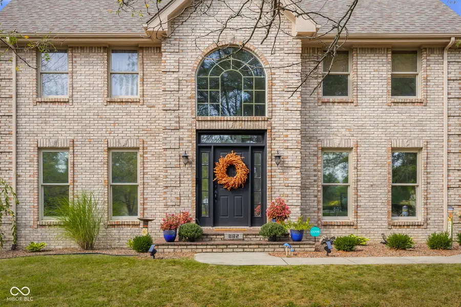 882 Box Turtle Court, Columbus, IN 47201 - Image #2