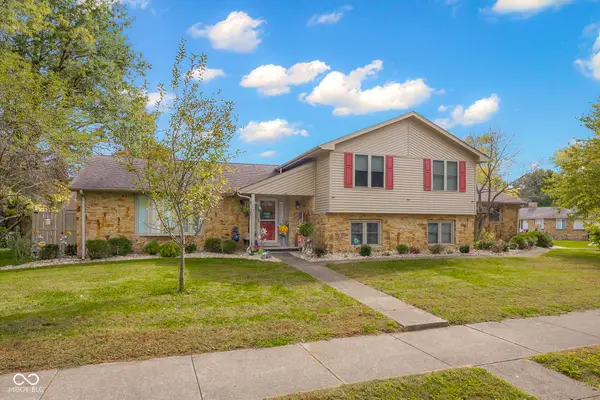 1031 Parkside Drive, Columbus, IN 47203