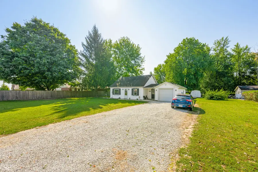 720 Redding Road, Seymour, IN 47274 - Image #2