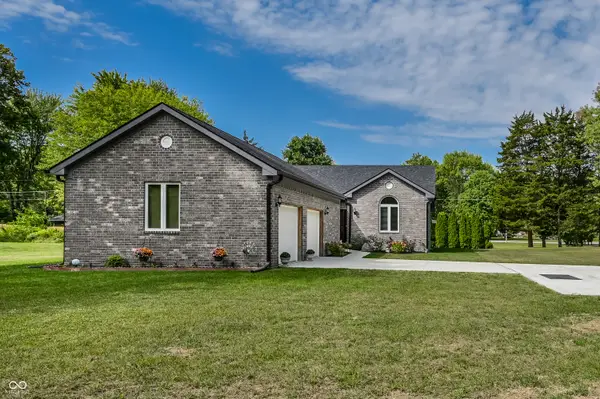 4050 Knollton Road, Indianapolis, IN 46228