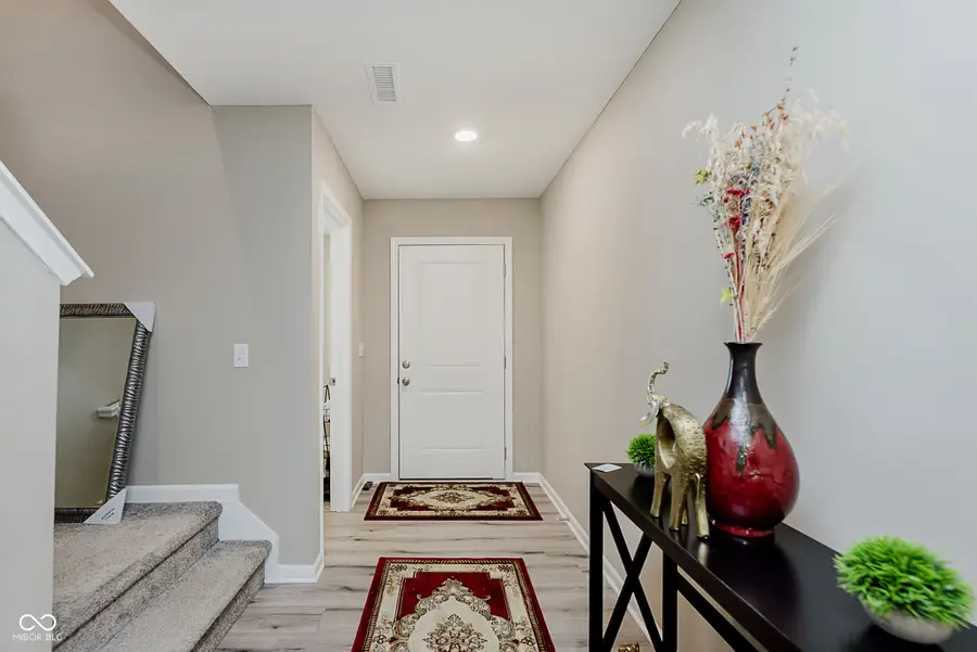 4152 Sedgewick Lane, Columbus, IN 47201 - Image #2