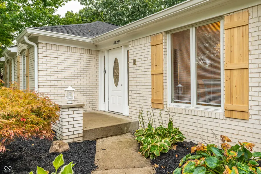 8729 Chapel Glen Drive, Indianapolis, IN 46234 - Image #3