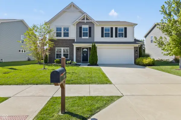 8660 Fawn Way, McCordsville, IN 46055