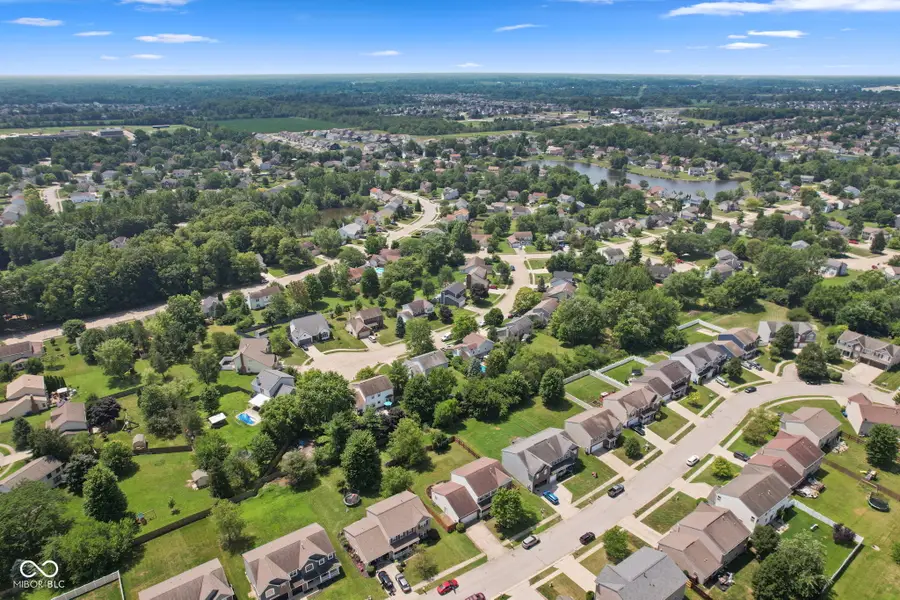 10847 Greenleaf Drive, Indianapolis, IN 46229 - Image #2