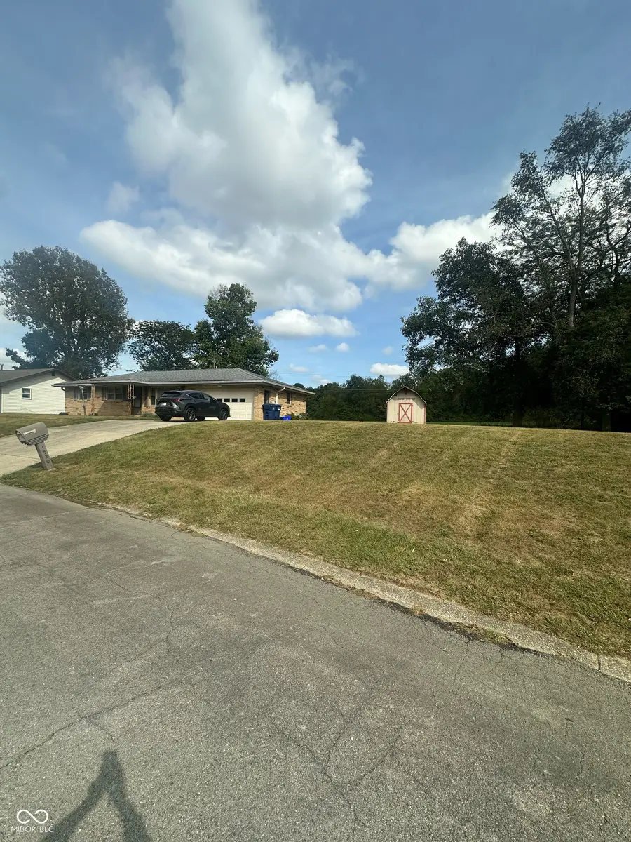 1520 Chesterfield Drive, Anderson, IN 46012 - Image #2