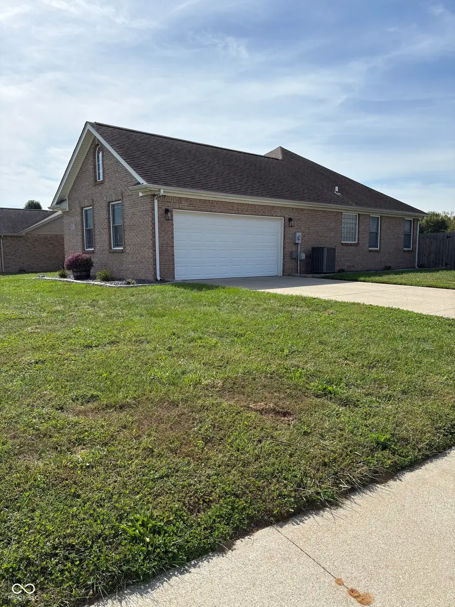 4460 Katy Drive, Seymour, IN 47274 - #2