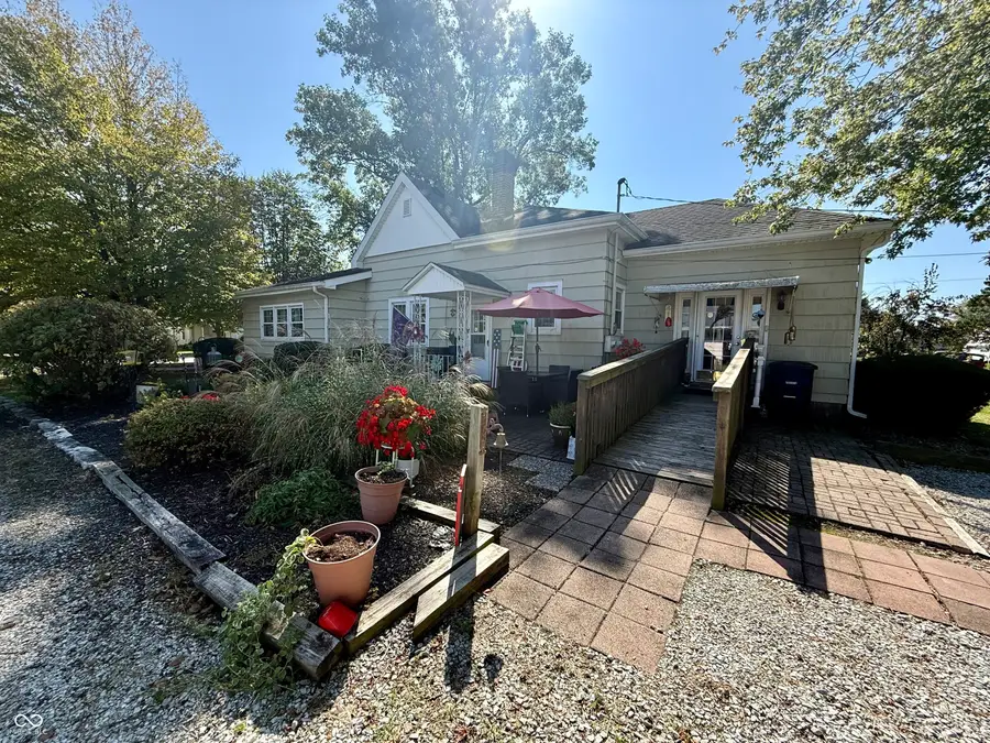 1400 S Anderson Street, Elwood, IN 46036 - Image #2