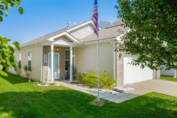 2498 Shadow Bend Drive, Columbus, IN 47201