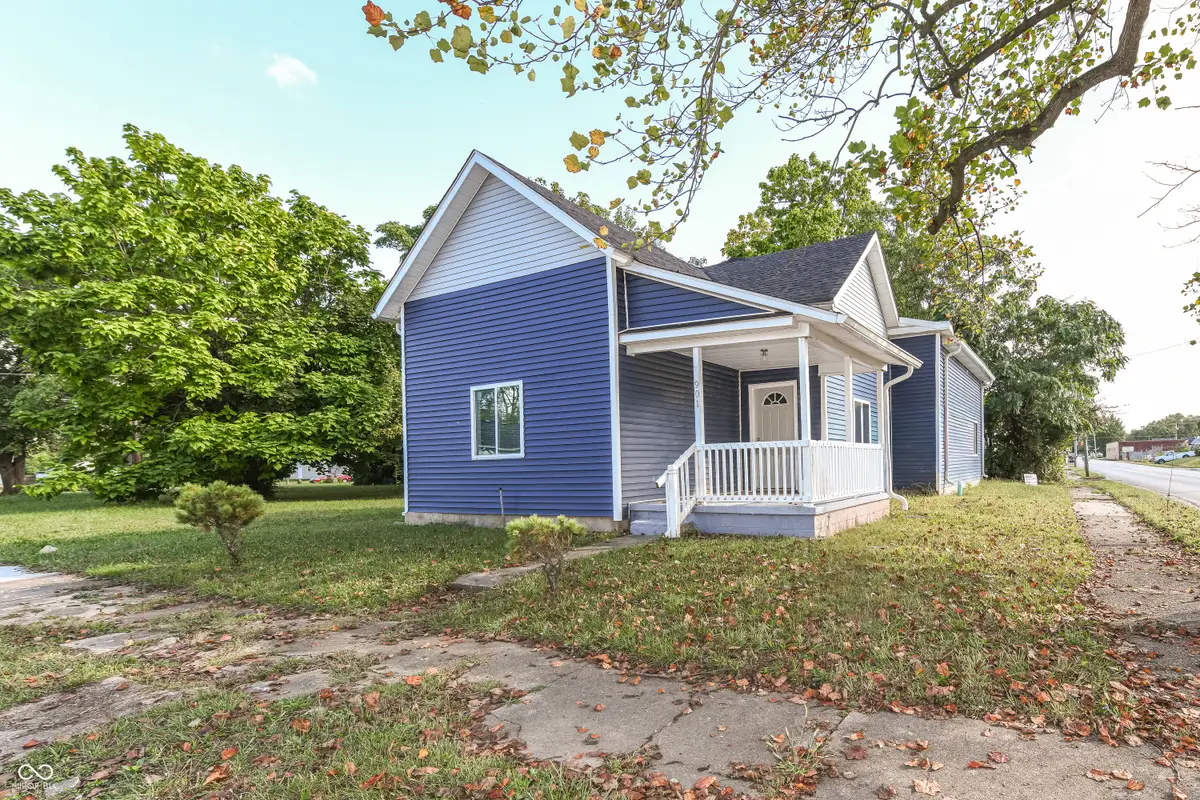 901 E 1st Street, Muncie, IN 47302 - Image #1