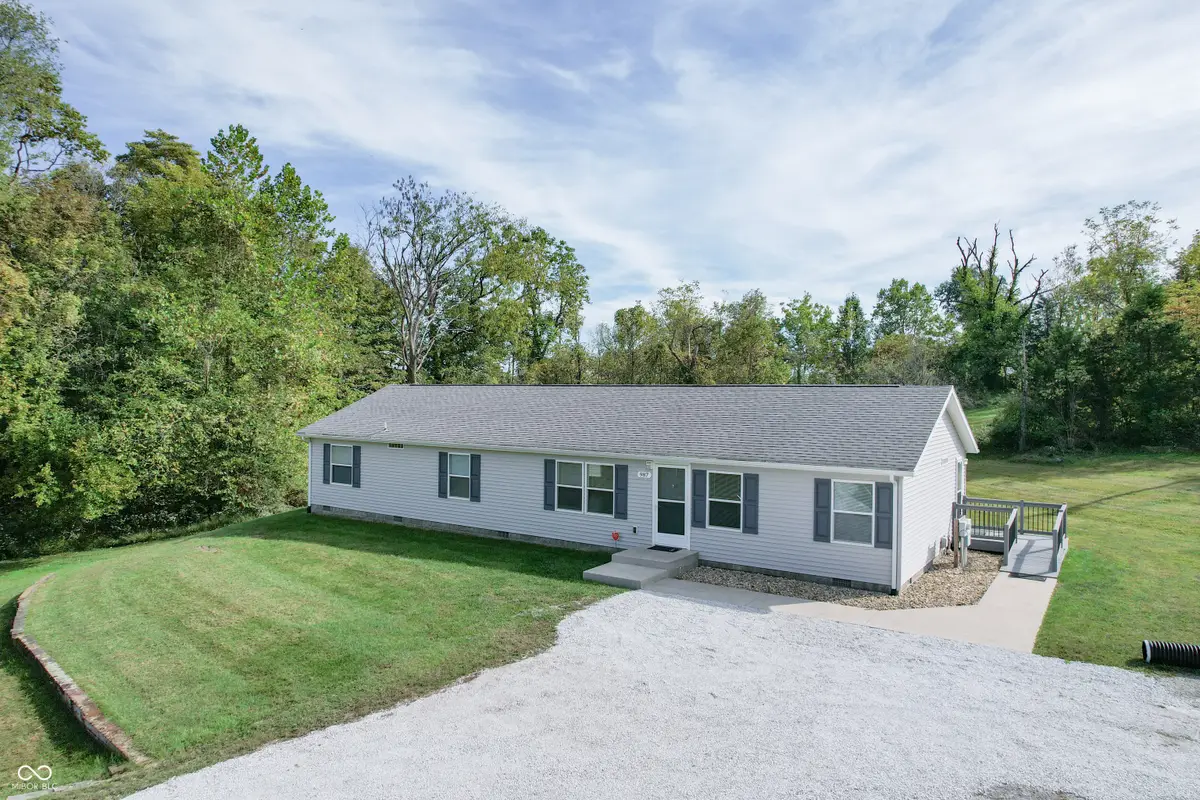 987 E Summit Street, North Vernon, IN 47265 - Image #1