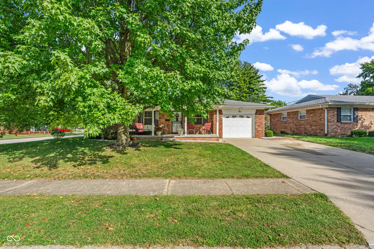 2 Oakmont Court, Beech Grove, IN 46107 - Image #1