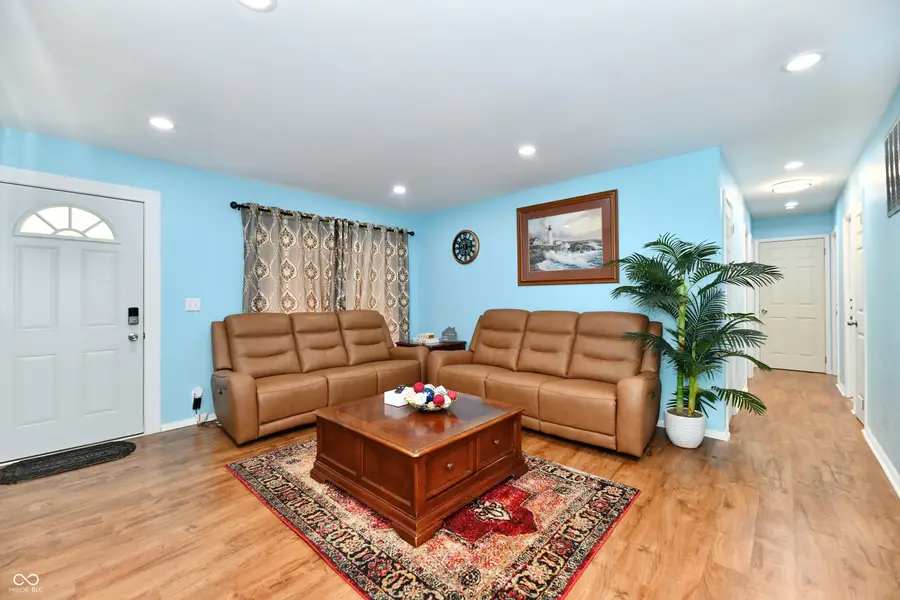 8704 Montery Road, Indianapolis, IN 46226 - Image #3