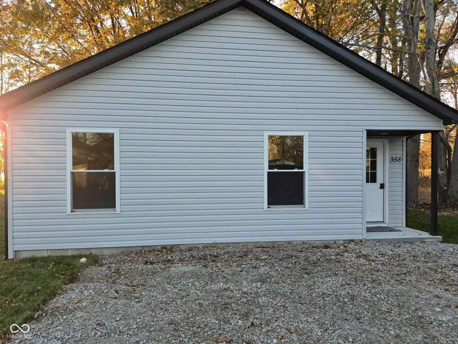 358 S Oak Street, Austin, IN 47102 - Image #2