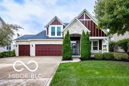 10933 Chapel Woods Boulevard S, Noblesville, IN 46060 - Image #2