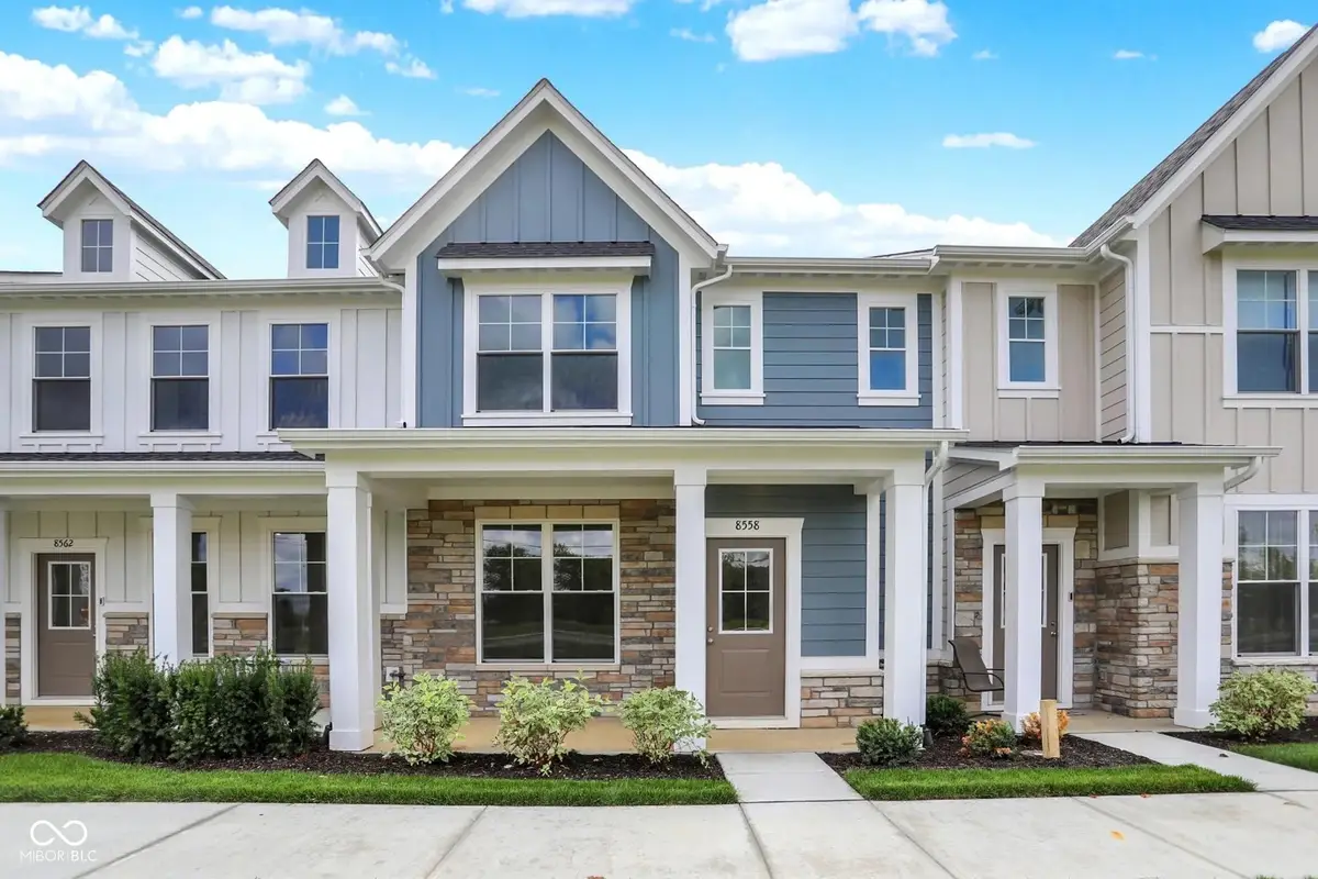 8558 Goldfinch Road, Brownsburg, IN 46112 - Image #1