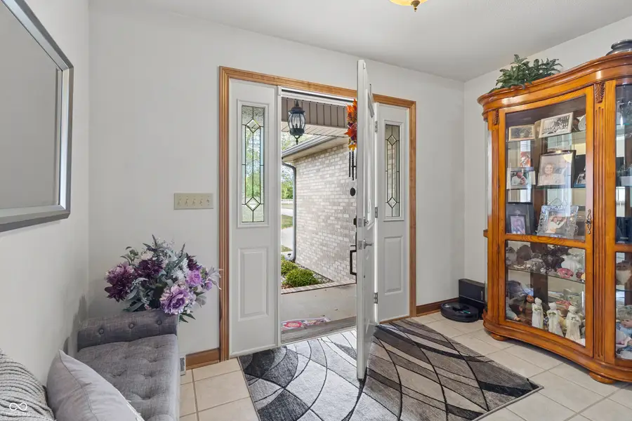 6611 S 500 E, Gas City, IN 46933 - Image #3