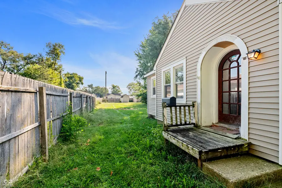 213 Hege Avenue, Columbus, IN 47201 - Image #2