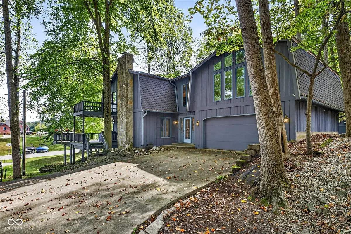 8002 N Lakeview Drive, Unionville, IN 47468 - Image #1