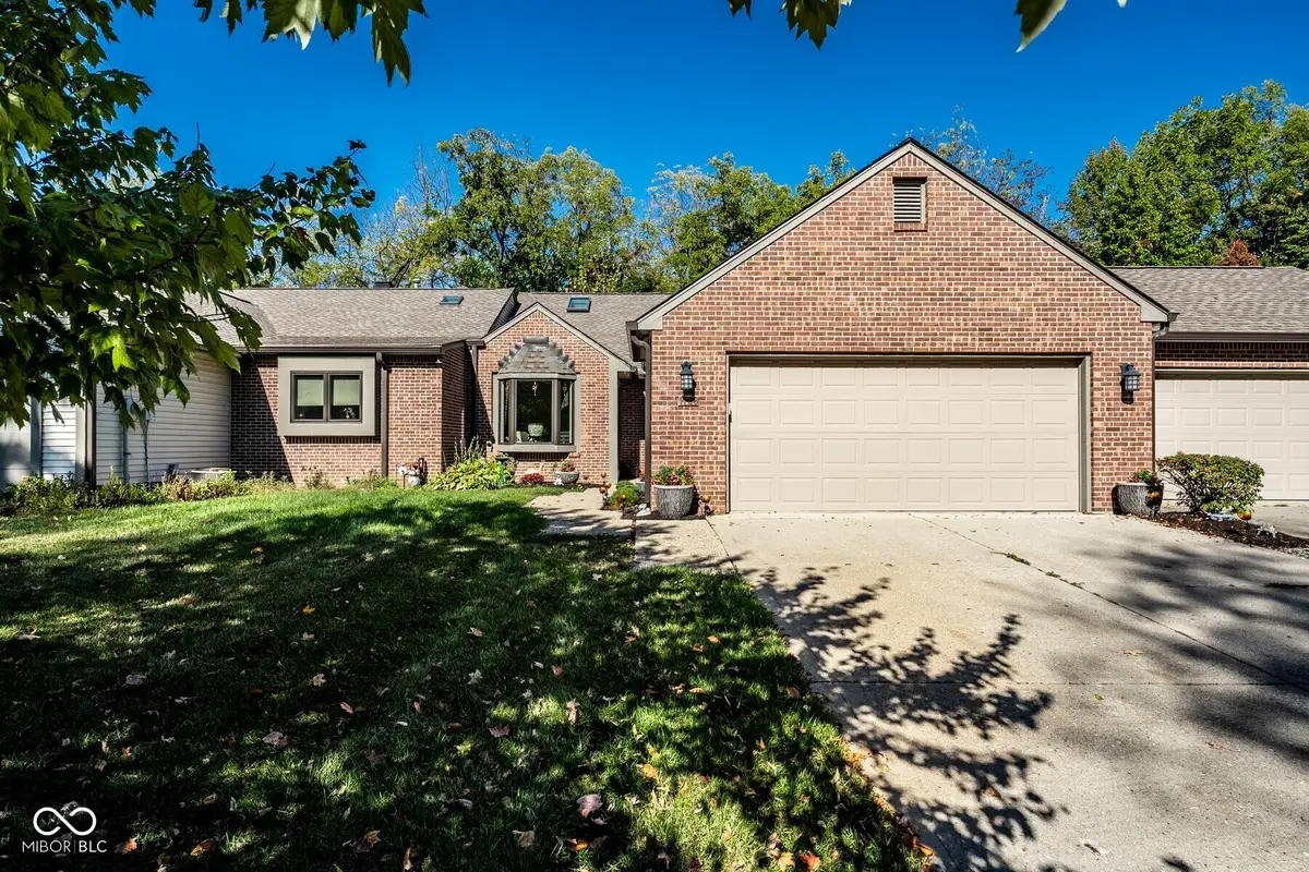 1726 Creekside Lane W, Carmel, IN 46032 - Image #1