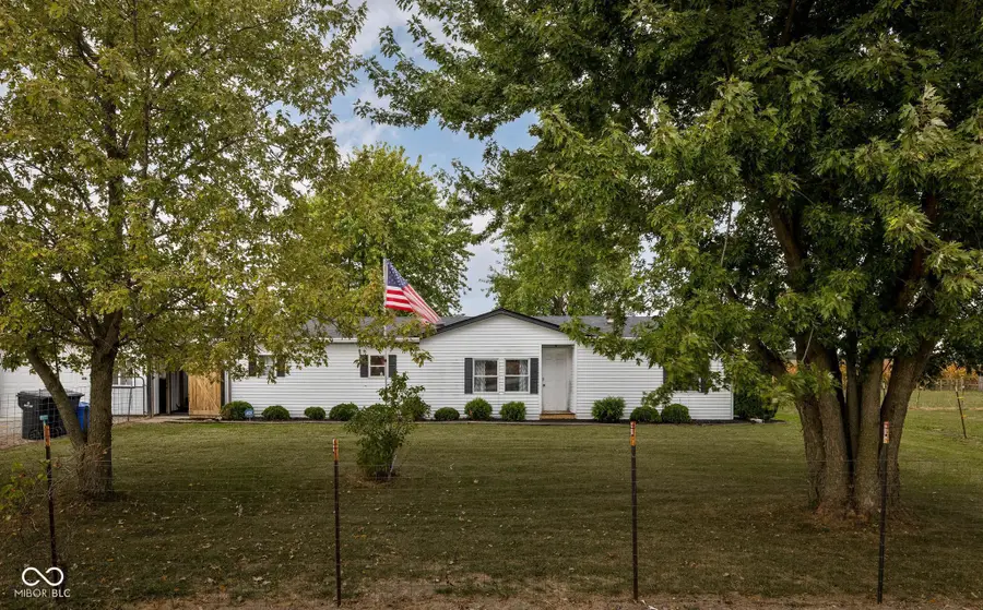 10417 S Sr 109, Markleville, IN 46056 - Image #2