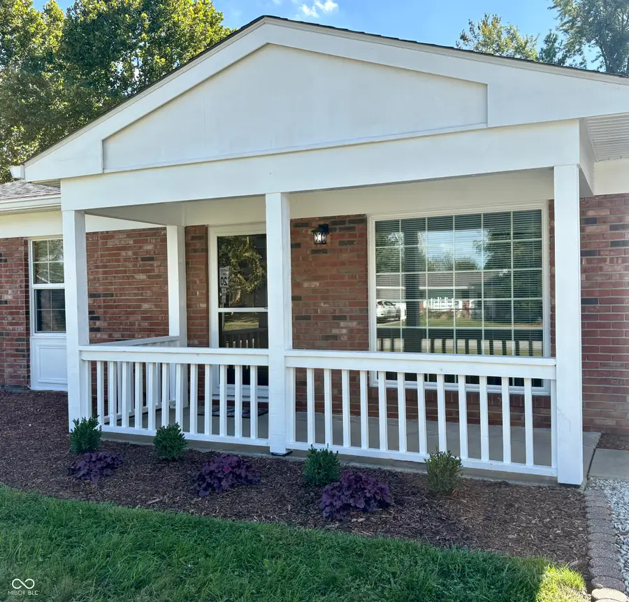 2907 Shakespeare Drive, Southport, IN 46227 - Image #2