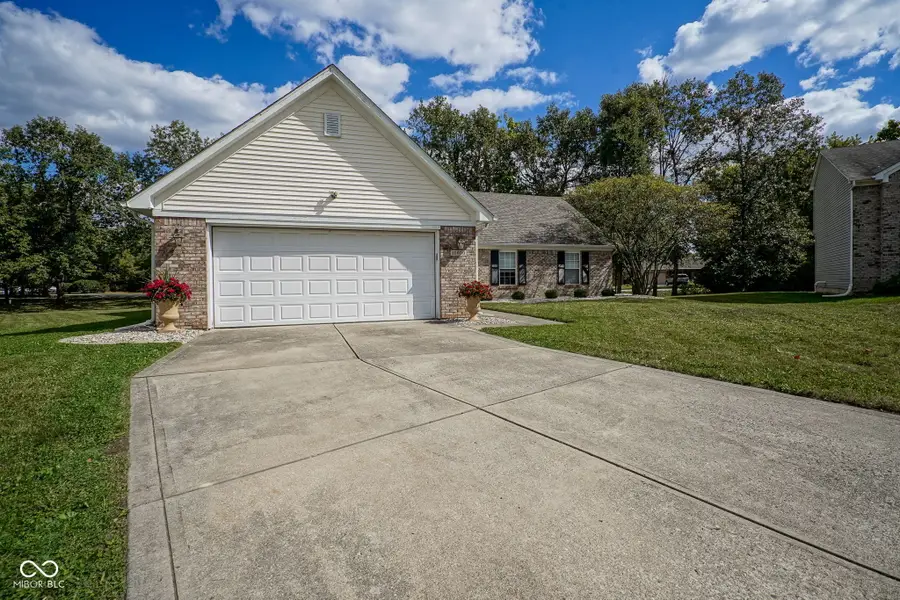 10020 Fountain Springs Court, Indianapolis, IN 46236 - Image #3