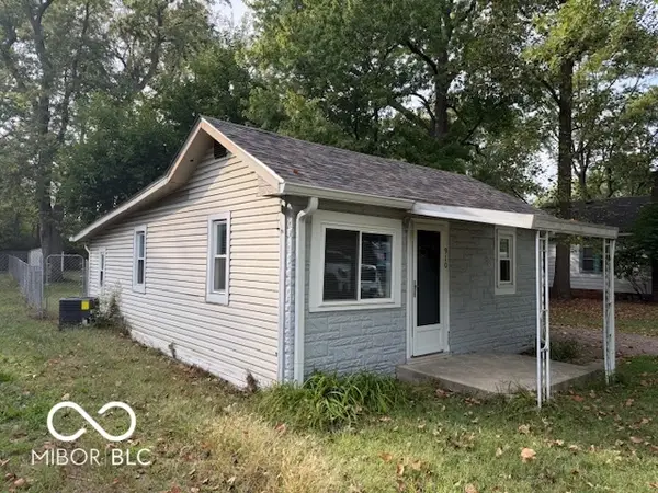 910 S Auburn Street, Indianapolis, IN 46241