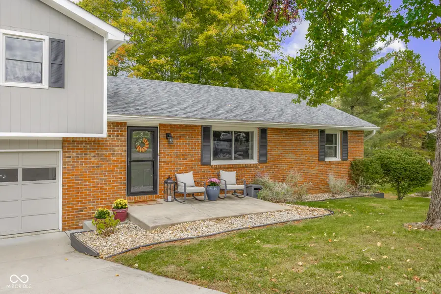 950 Countryside Lane, Columbus, IN 47201 - Image #3