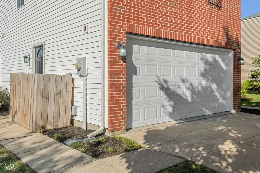 1102 Maple Run Drive, Sheridan, IN 46069 - Image #2