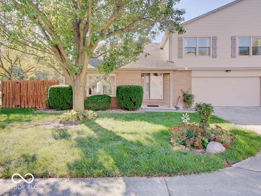 7424 Castleton Farms North Drive, Indianapolis, IN 46256 - Image #2