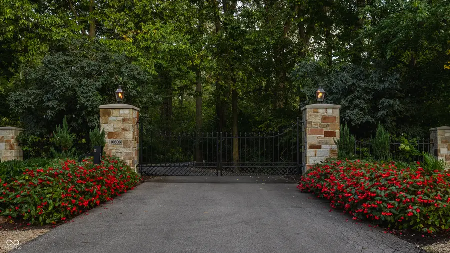 10606 Brooks School Road, Fishers, IN 46037 - Image #2