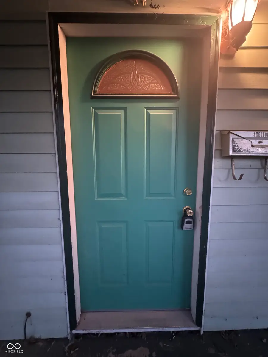 667 S Alpha Avenue, Brownsburg, IN 46112 - Image #3