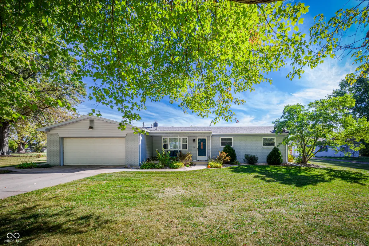 5665 S 950 E, Zionsville, IN 46077 - #1