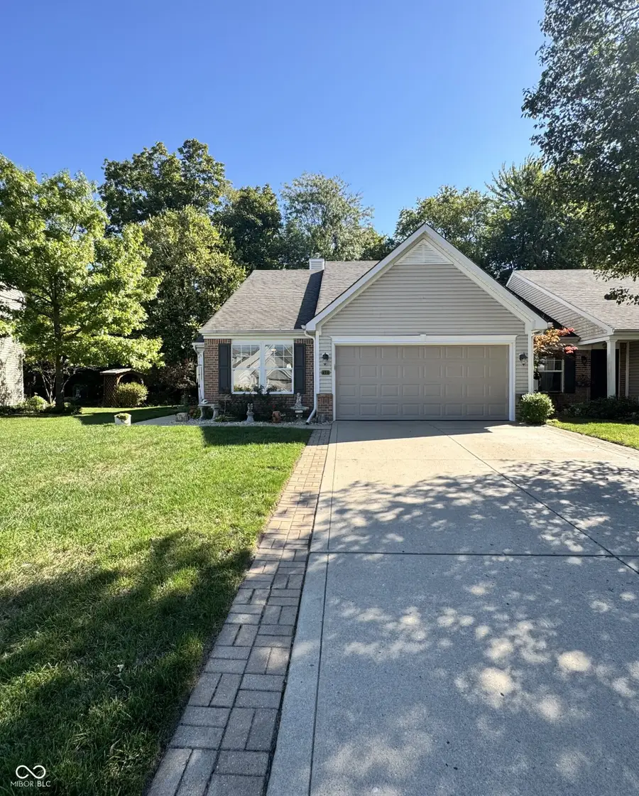 7327 Oak Knoll Drive, Indianapolis, IN 46217 - Image #2