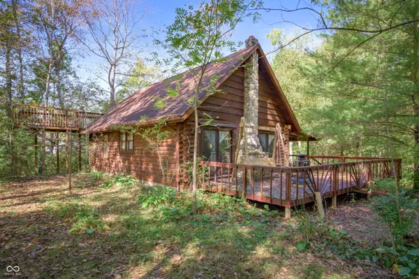 7530 N Base Road, North Vernon, IN 47265