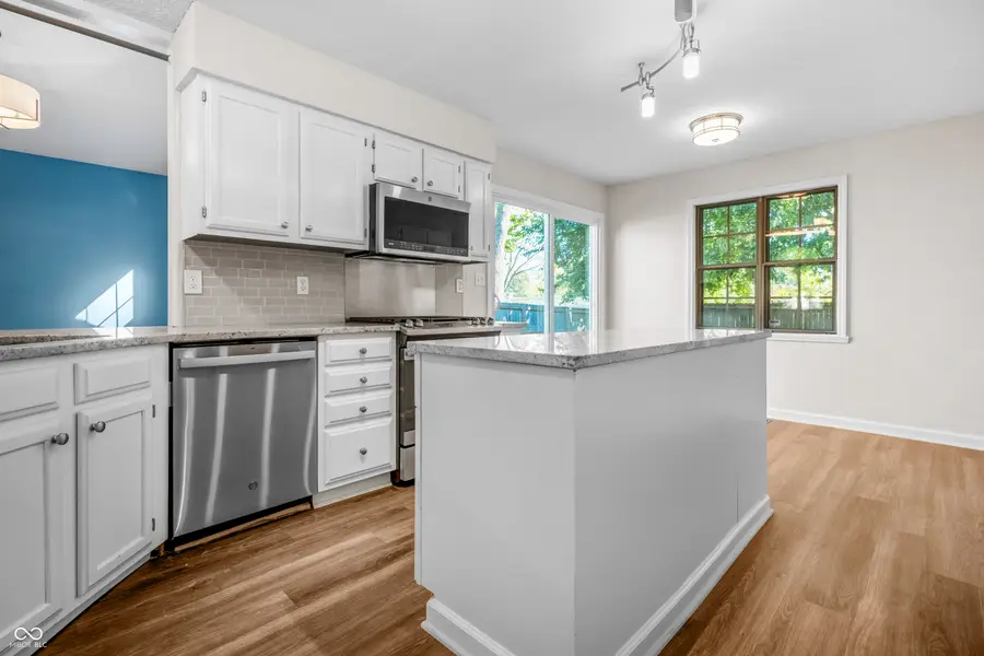 853 Grant Court, Greenwood, IN 46143 - Image #3