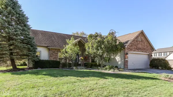 771 Burr Oak Drive, Greenwood, IN 46143