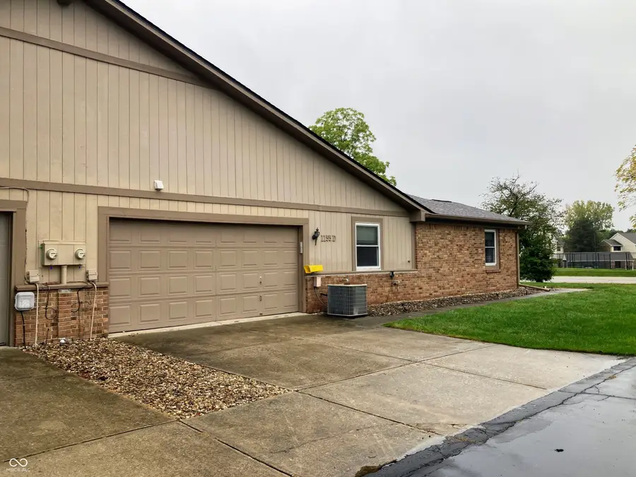 1155 Paradise Court #UNIT D, Greenwood, IN 46143 - Image #2