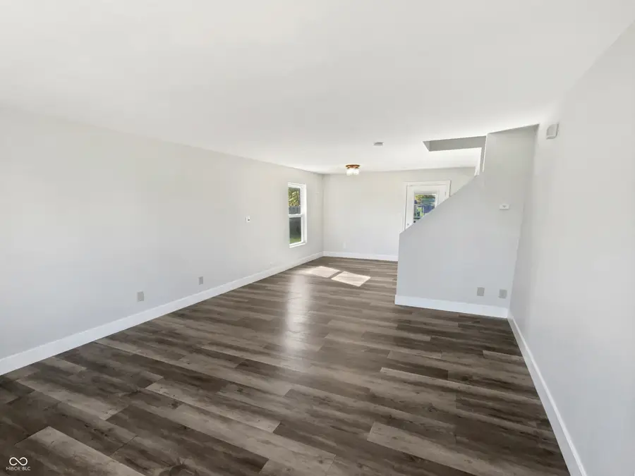 1654 Carriage Circle, Shelbyville, IN 46176 - Image #3