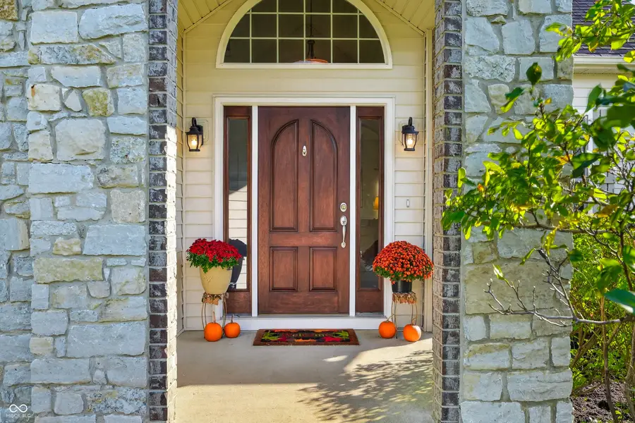 3325 Woodland Ridge, Columbus, IN 47201 - Image #3