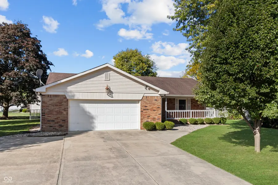 1048 Waterford Drive, Greenwood, IN 46142 - Image #2