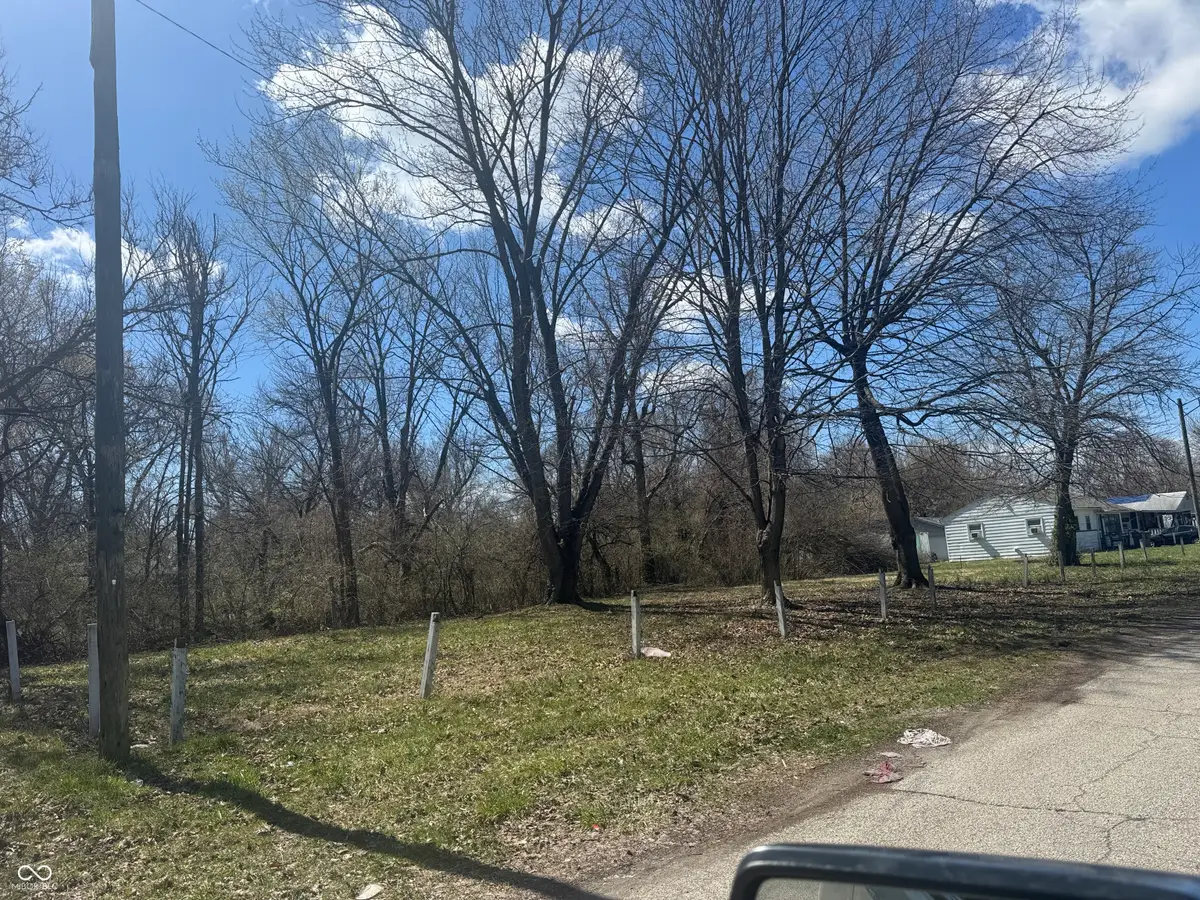 3127 E Bradbury Avenue, Indianapolis, IN 46203 - Image #1