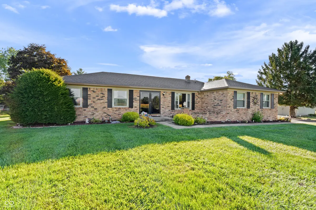 309 N 350 W, Greenfield, IN 46140 - #1