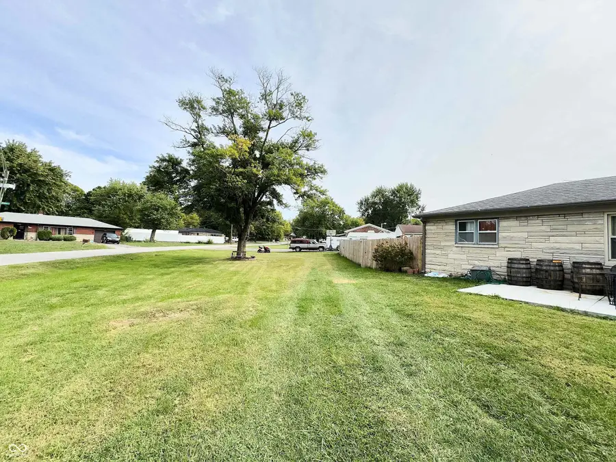 5231 E Cheryl Lane, Indianapolis, IN 46203 - Image #2