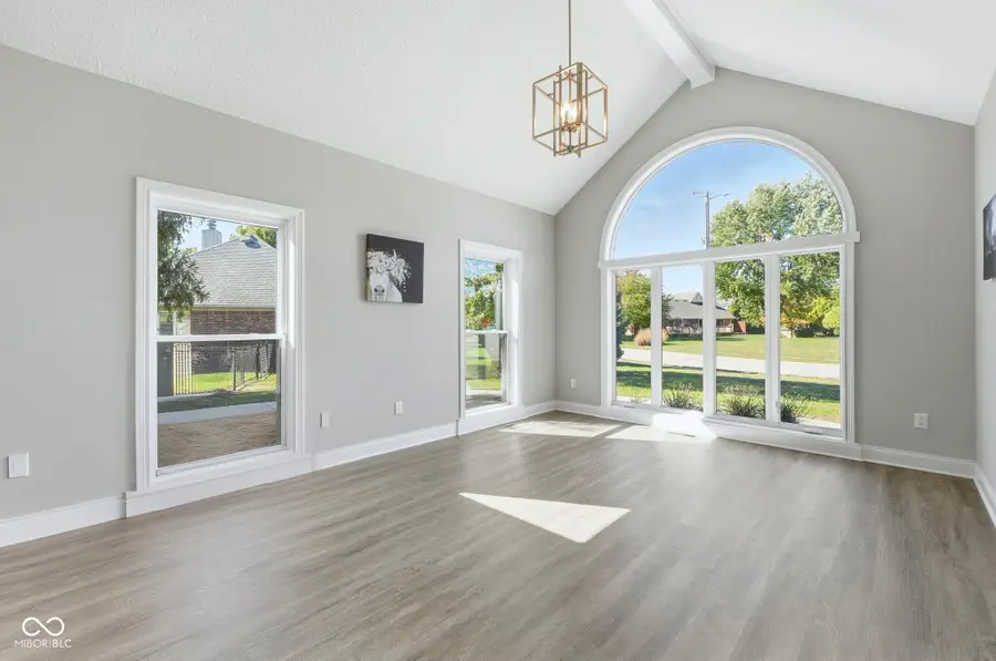 335 Concord Drive E, Danville, IN 46122 - Image #2